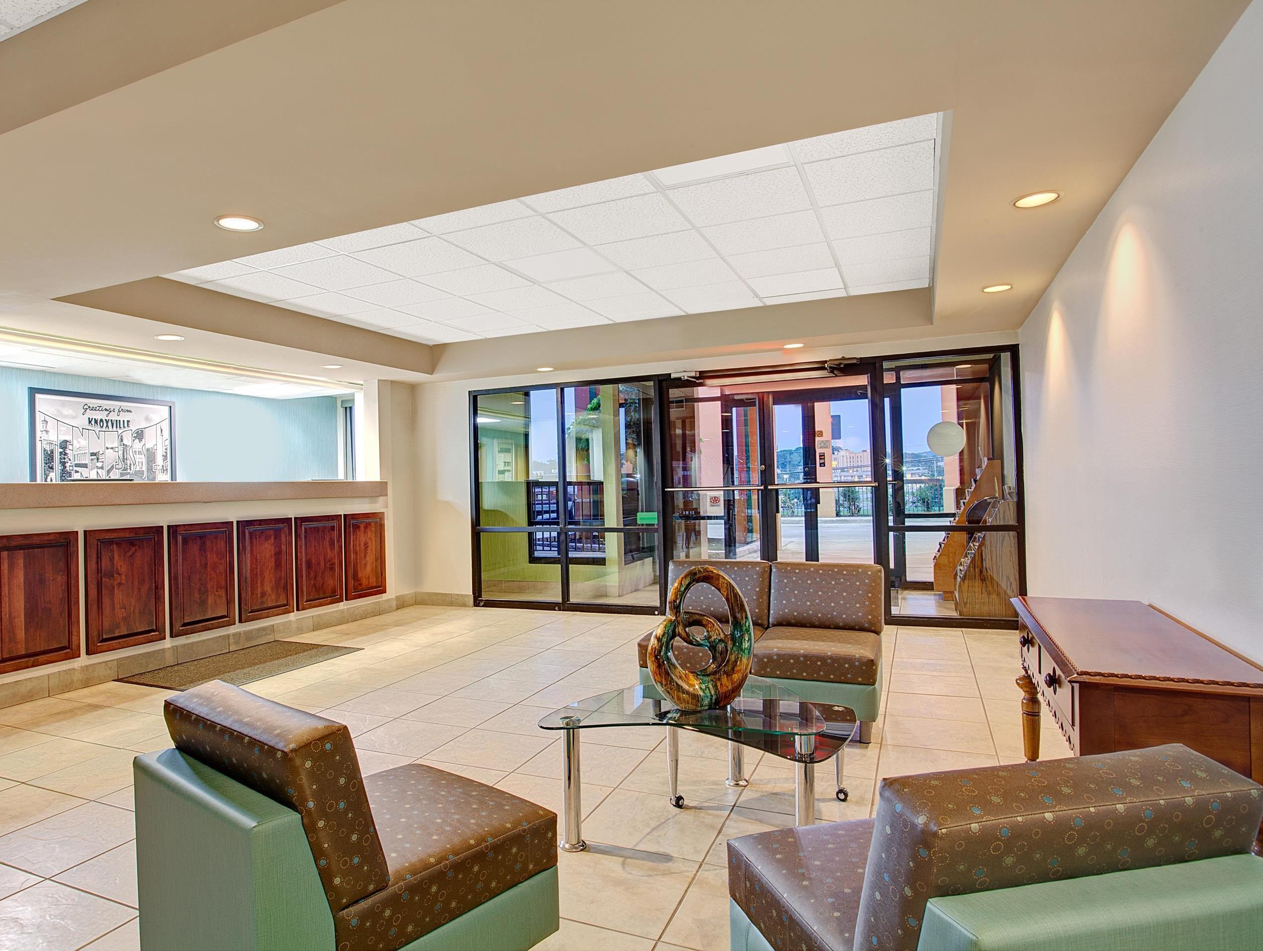 Super 8 By Wyndham Knoxville East Экстерьер фото